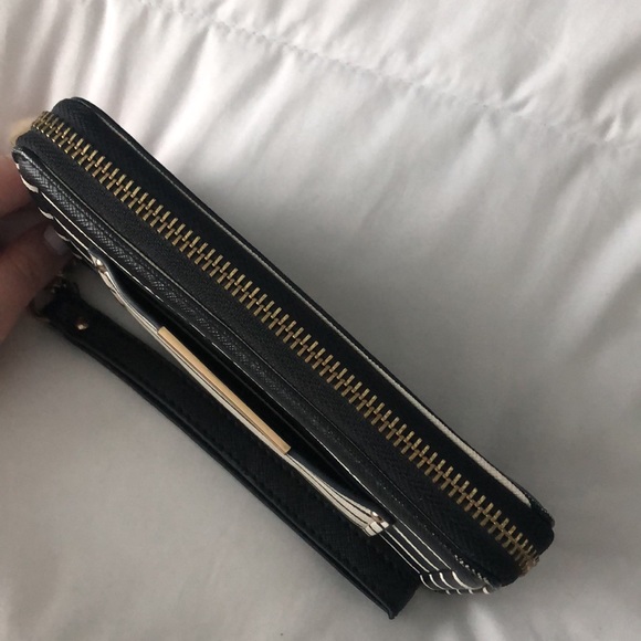 Aldo Wallet - Picture 5 of 9